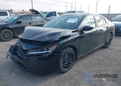 2026 Nissan Sentra Sr z USA, uszkodzony, nr VIN 3N1AB9DV8TY228379